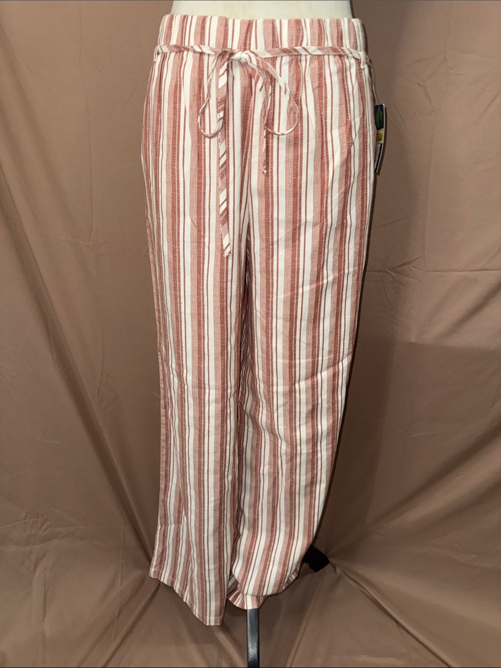 NWT Universal Thread Women's Straight-Leg Striped with Belt- SMALL